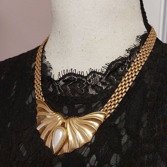 1970s Park Lane Panther Link Chain Choker Statement Necklace Winged Pendant - Picture 3 of 8